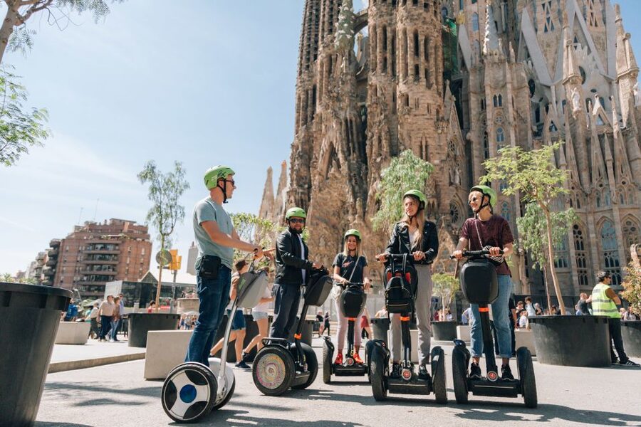 Barcelona Highlights: The Best of Gaudi On Segway - What your guide adds to the ride
