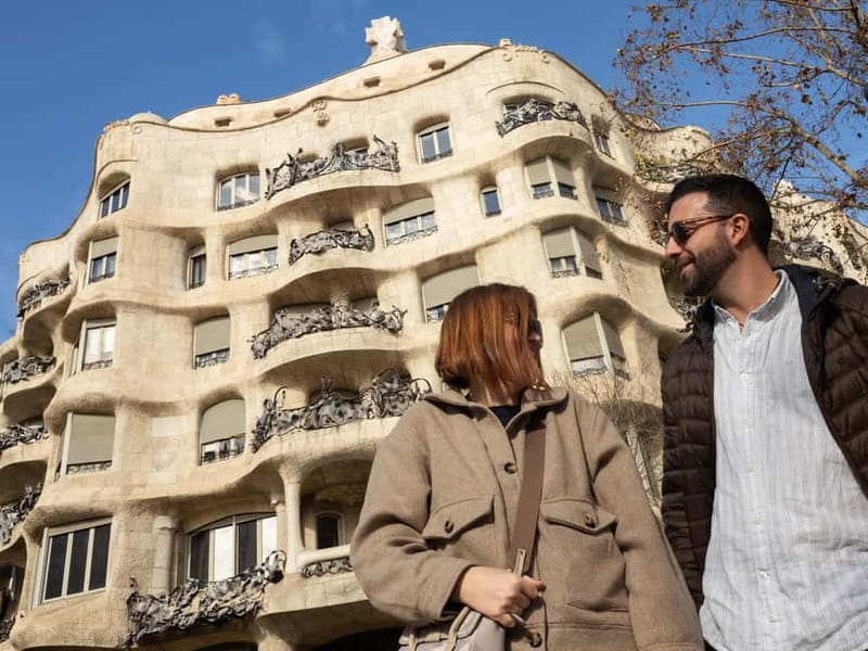 Barcelona in 1 Day: Sagrada Familia, Park Guell, Mila, tapas - Key points to know before booking