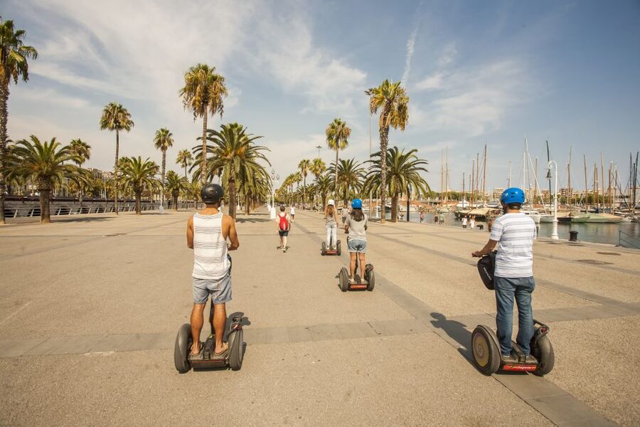 Barcelona: Old Port and Gothic Quarter Guided Segway Tour - Comfort, safety, and who should book