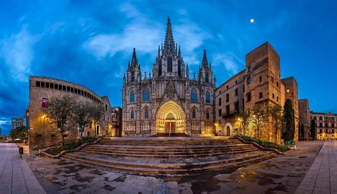Barcelona Old Town & Gothic Quarter Small Group Tour - Key points at a glance