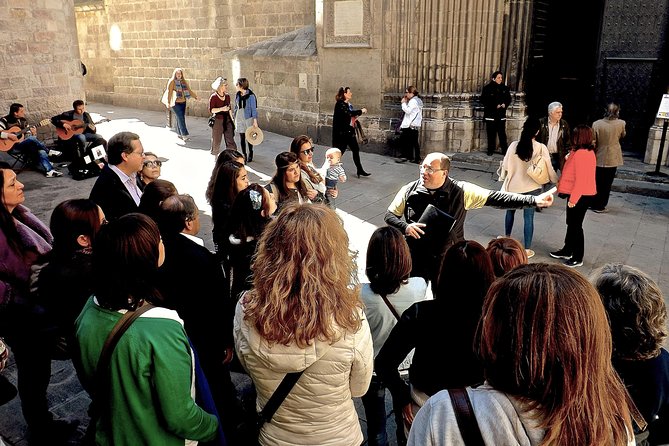 Barcelona Old Town & Gothic Quarter Small Group Tour - Walking La Rambla without making it the whole day