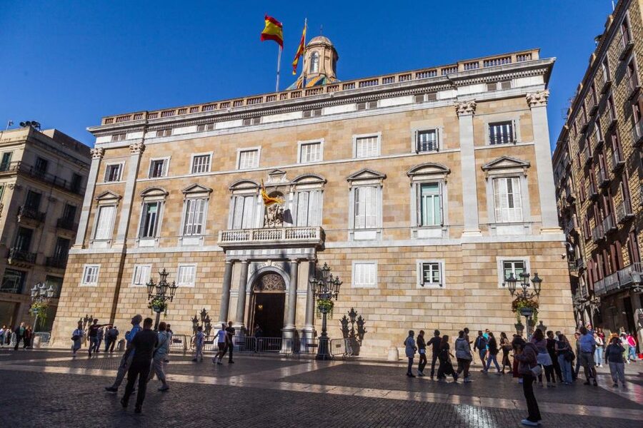 Barcelona Old Town Private Walking Tour with Local Historian - The Temple of Augustus and the Roman layer