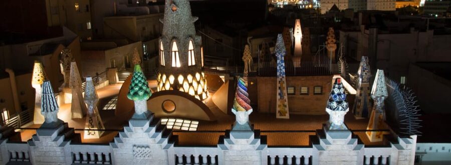 Barcelona: Palau Güell by Gaudí Entrance Ticket - Gaudí’s chimneys turn the roof into an artwork