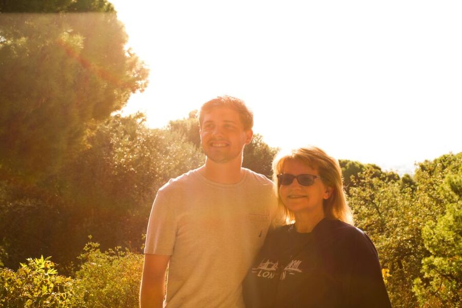 Barcelona: Park Güell & La Sagrada Familia Tickets and Tour - Why seeing Park Güell and La Sagrada Família together works
