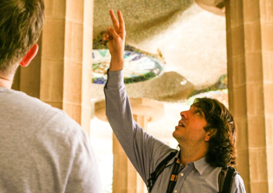 Barcelona: Park Güell & La Sagrada Familia Tickets and Tour - The bus transfer saves more time than you might expect