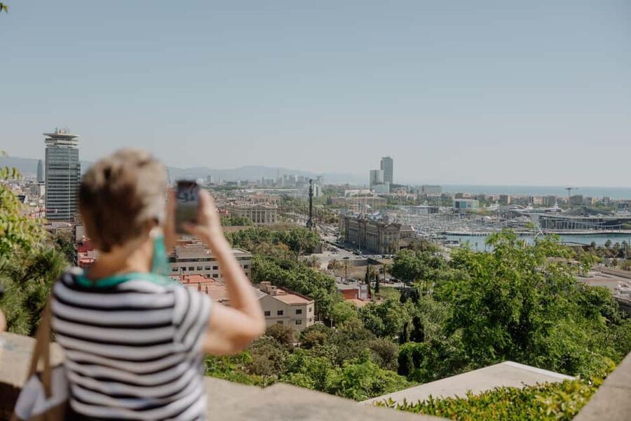 Barcelona: Park Güell, Sagrada Familia, Cable Car & More - Practical details before you reserve