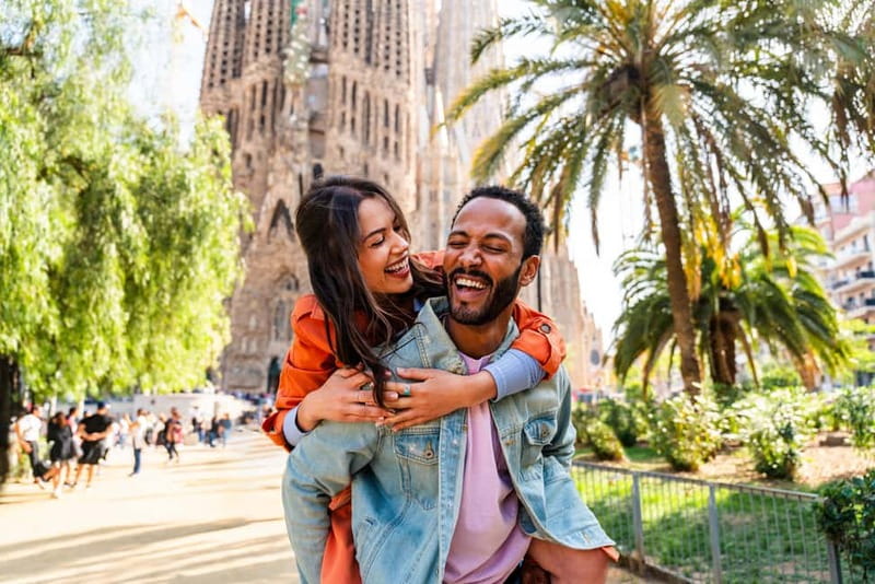 Barcelona: Private Sagrada Familia Photoshoot - Key points to know before booking