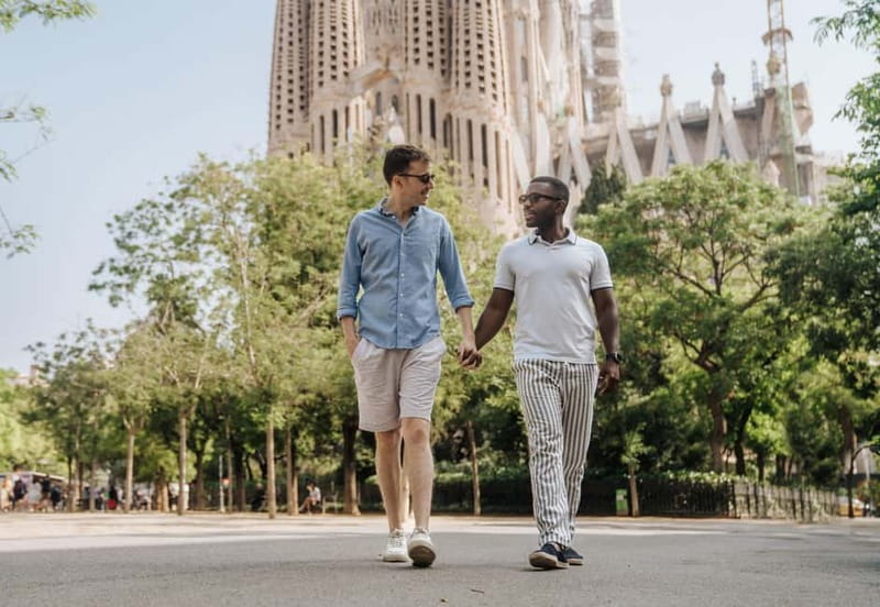 Barcelona: Private Sagrada Familia Photoshoot - What this Sagrada Familia photoshoot actually gives you