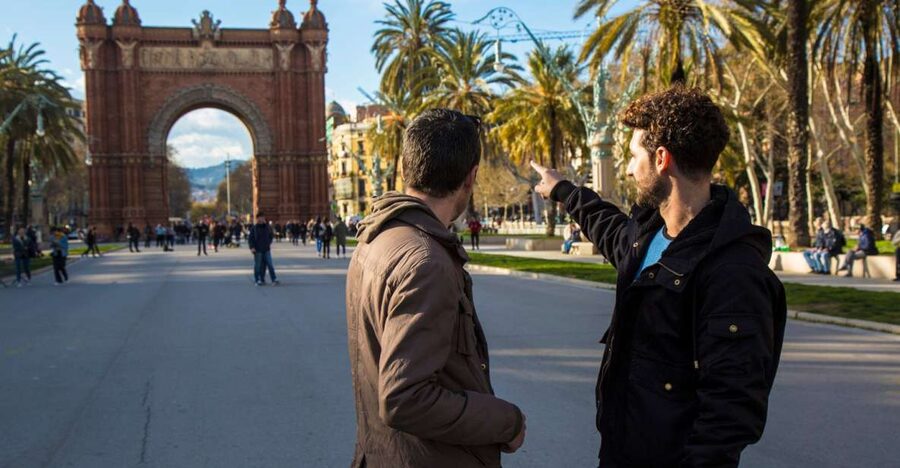 Barcelona: Private Tour of the Gothic Quarter - The Born Quarter and Santa Maria del Mar