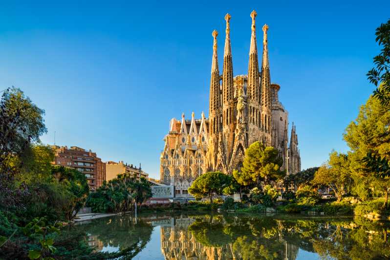 Barcelona Private Tour: Sagrada Familia,Park Güell & Pedrera - Montjuïc, Olympic Barcelona, and the view from Miramar