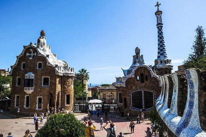 Barcelona Private Tour with Sagrada Familia Skip-the-Line - El Born, lunch, and Santa Maria del Mar
