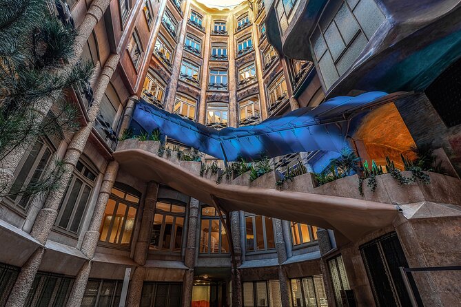 Barcelona: Reserved Entrance to Casa Mila (La Pedrera) with Audio - Entering La Pedrera with a reserved time