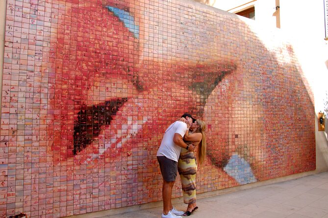 Barcelona's El Raval and the Gothic Quarter: A Self-Guided Audio Tour - How the app works in real conditions