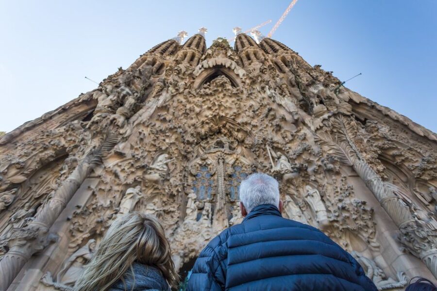 Barcelona: Sagrada Familia and Park Guell Combo Guided Tour - Walking, stairs, and what to bring