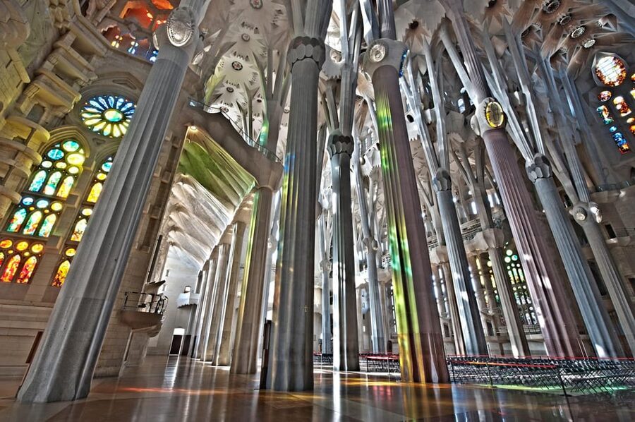 Barcelona: Sagrada Familia and Park Güell with Hotel Pickup - What the $116 price really covers
