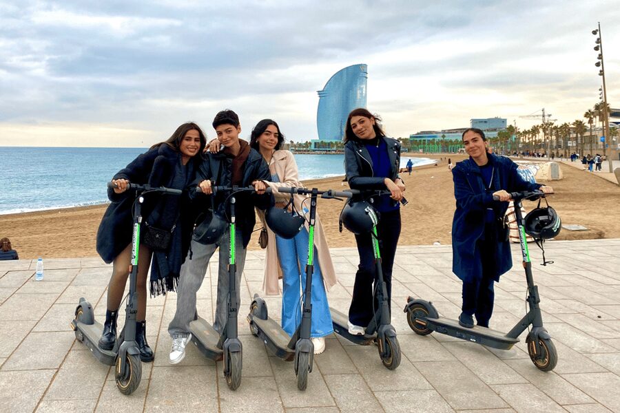 Barcelona: Sagrada Familia Electric Scooter or Bike Tour - Key points to know before you book