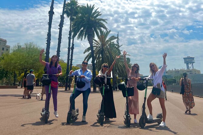 Barcelona Sagrada familia Electric Scooter or E-Bike Tour - What the guide adds