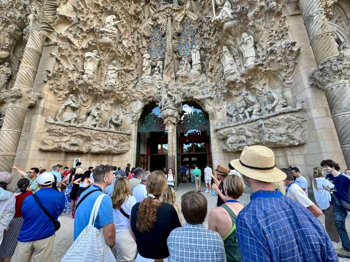 Barcelona: Sagrada Familia Entry Ticket and Guided Tour - How much time do you need?