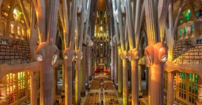 Barcelona: Sagrada Familia Entry Ticket with Audio Guide