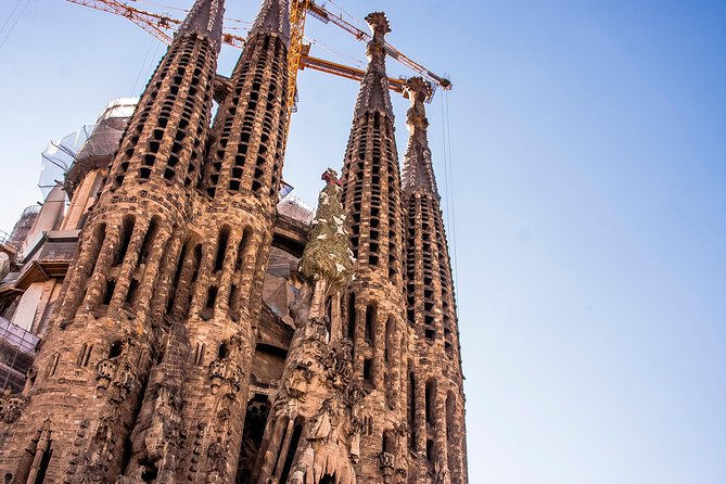 Barcelona: Sagrada Familia Fast Track Tour with Tower Option - Should you book the Sagrada Família fast-track tour?