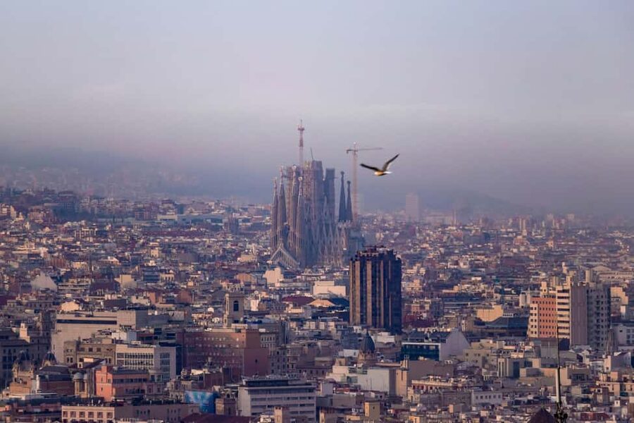 Barcelona: Sagrada Familia Guided Tour with Tickets - What the $109 price means