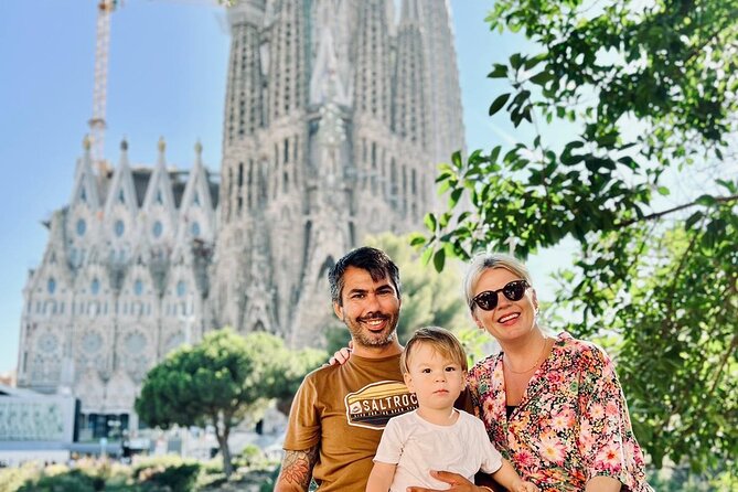 Barcelona Sagrada Familia Guided Visit With Optional Extras. - Who should book this visit?