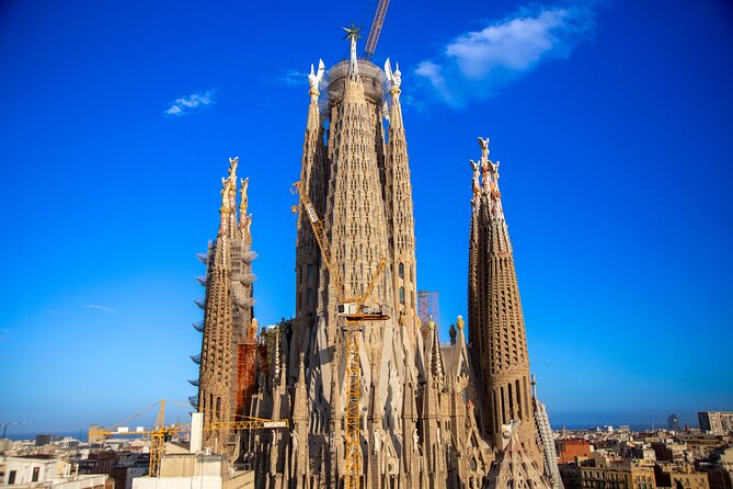 Barcelona Sagrada Familia Guided Visit With Optional Extras. - Entering Gaudí’s unfinished masterpiece