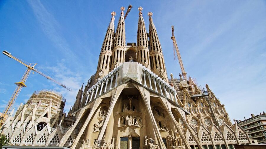 Barcelona & Sagrada Familia Half-Day Tour with Hotel Pickup - Key points to know before booking