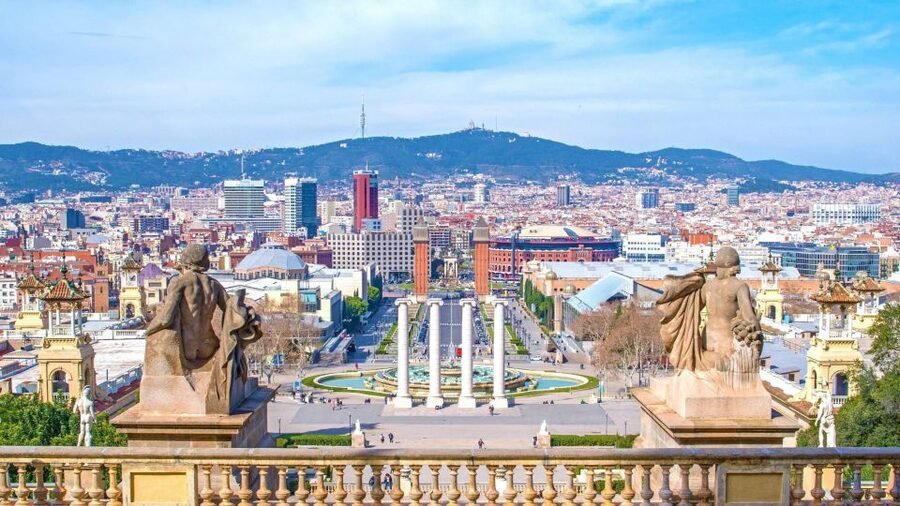 Barcelona & Sagrada Familia Half-Day Tour with Hotel Pickup - Who should book this Barcelona tour?