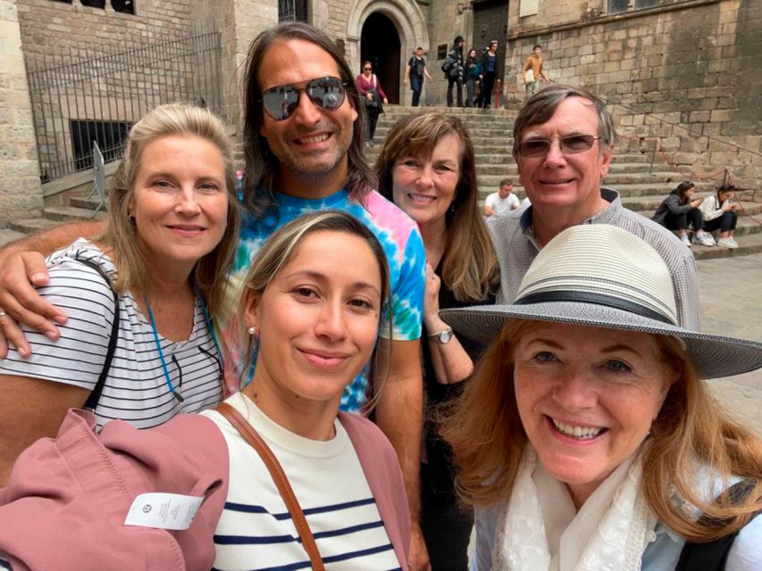 Barcelona: Sagrada Familia, Modernism, and Old Town Tour - Barcelona Cathedral and the quiet side of the Gothic Quarter