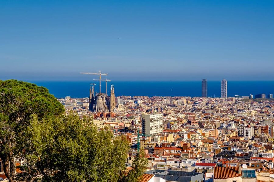 Barcelona: Sagrada Familia & Park Güell Guided Tour & Ticket - Is $113 a fair price?