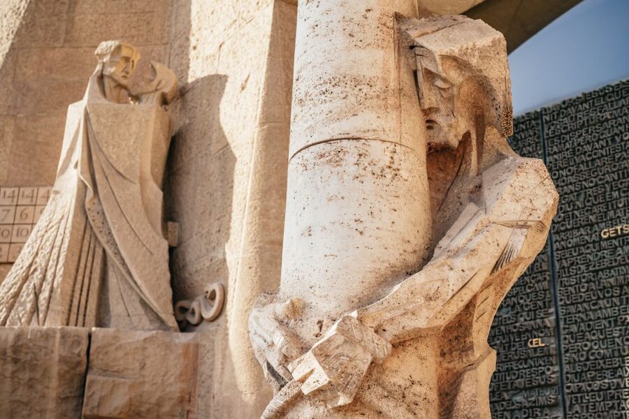 Barcelona: Sagrada Familia Skip-the-Line Entry Ticket & Tour - The Passion Façade and its angular drama