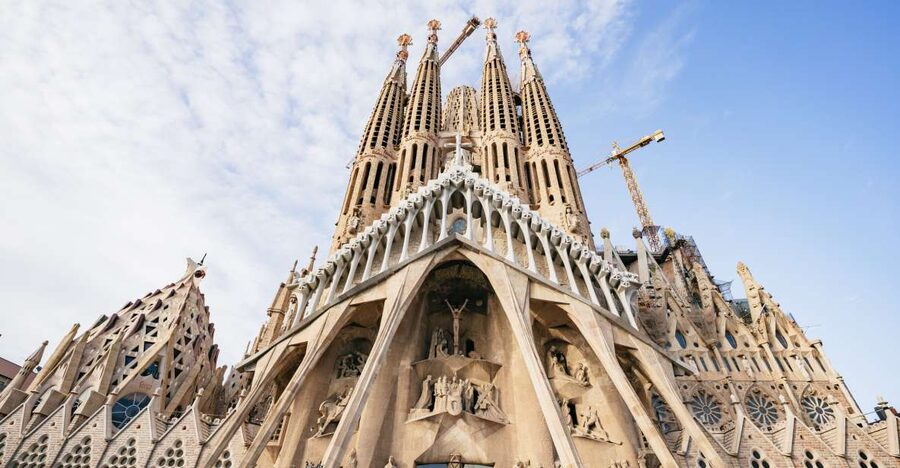 Barcelona: Sagrada Familia Skip-the-Line Entry Ticket & Tour - The Sagrada Familia Schools and the human side of construction