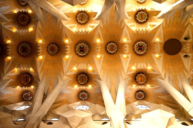 Barcelona: Sagrada Familia Skip-the-Line Guided Tour and Tickets - The museum, sketches, and plaster models