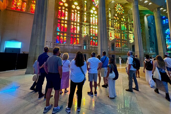 Barcelona: Sagrada Familia Small Group Guided Tour - What the $94 price really covers