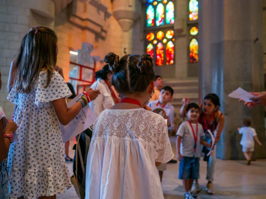 Barcelona: Sagrada Familia Small Group Tour for Kids - Meeting at Carrer de València, 443