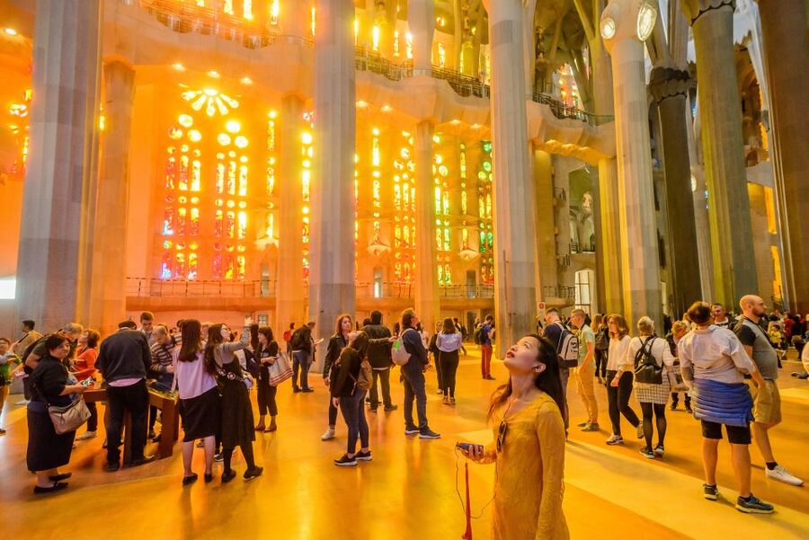 Barcelona: Sagrada Familia Tour & Optional Tower Visit - The Gaudí Museum and crypt add a human side