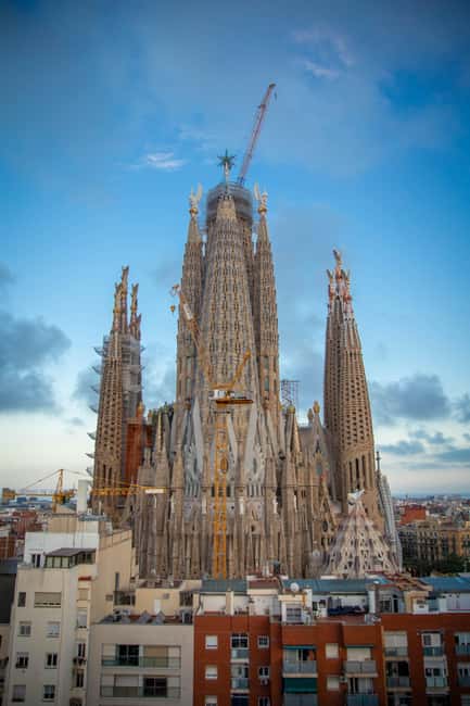 Barcelona: Sagrada Familia Tour Priority Access & Add-ons - What the Sagrada Família visit is really like