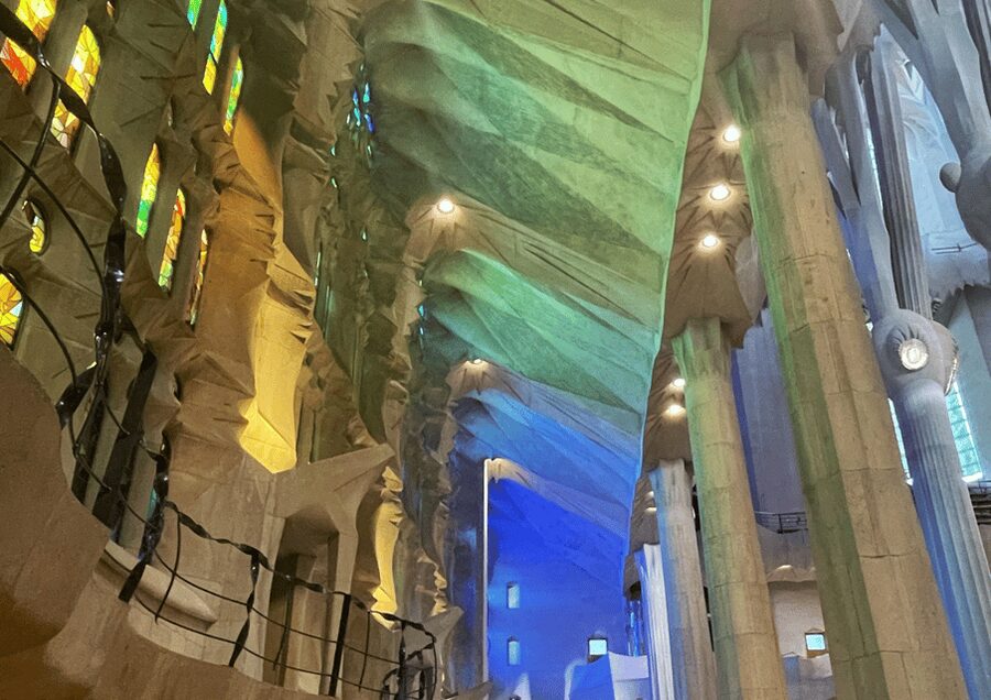 Barcelona: Sagrada Familia Tour Priority Access & Add-ons - Two-hour sailing along Barcelona’s coast