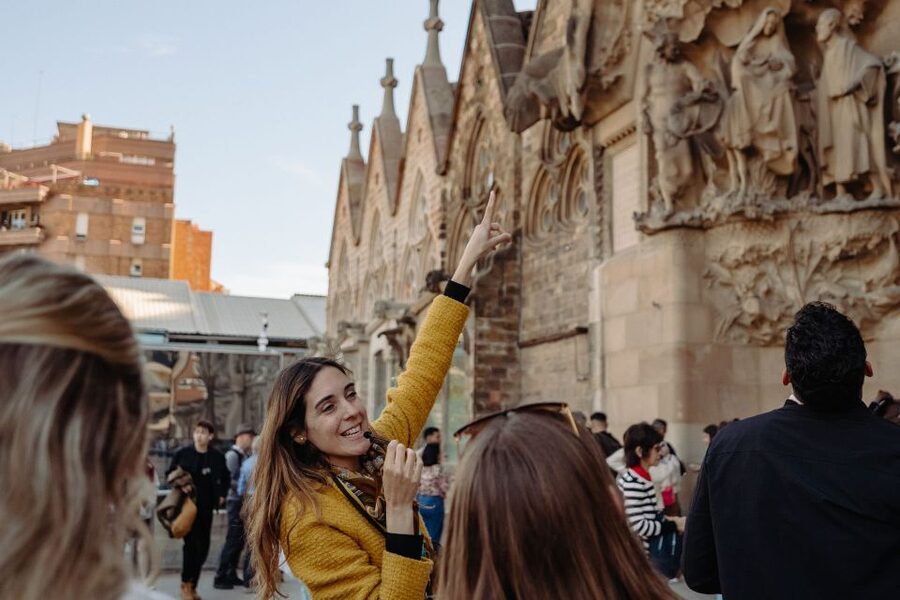 Barcelona: Sagrada Familia Tour w/Skip-the-Line Entry Ticket - The facades and what remains unfinished
