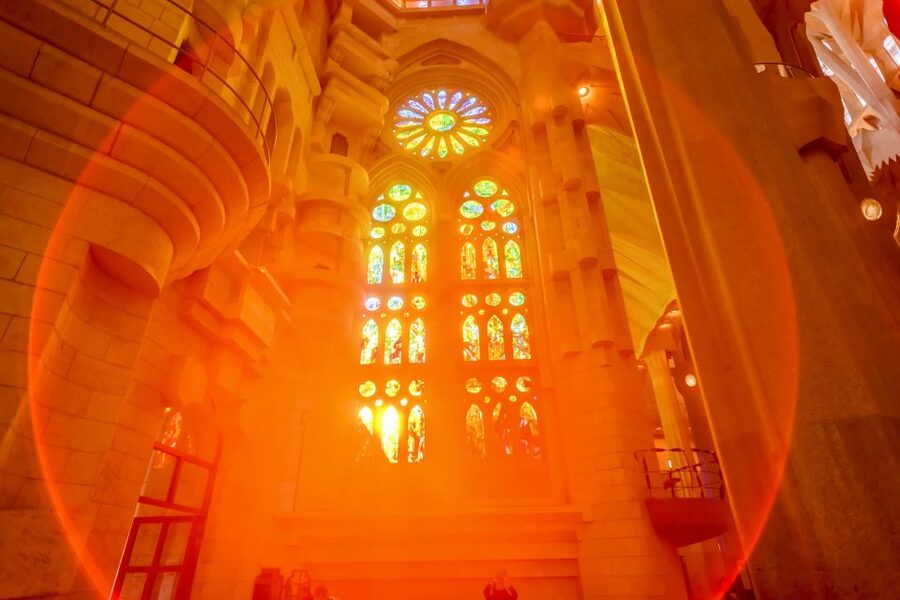 Barcelona: Sagrada Familia Tour with Optional Tower Access - Arriving at the basilica without the long ticket queue