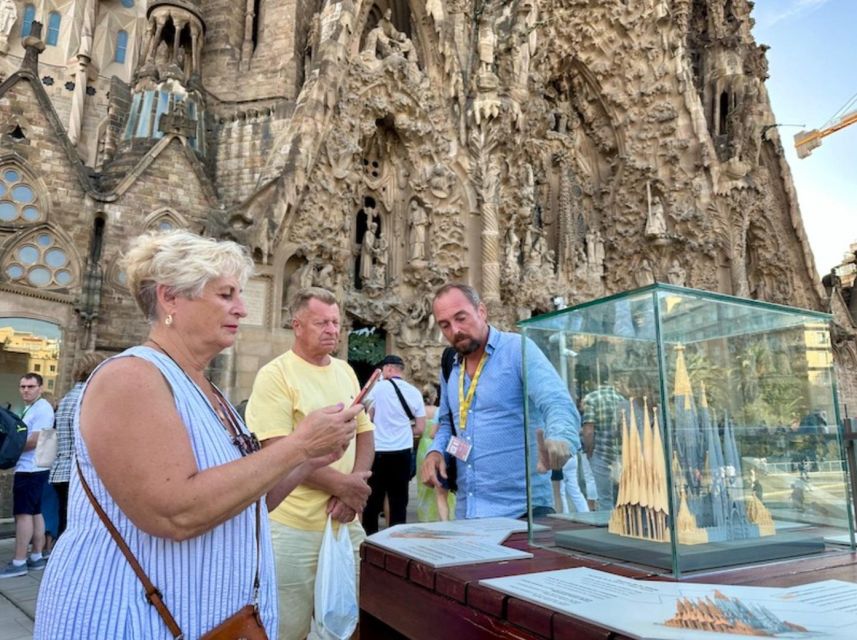 Barcelona: Sagrada Família Tour with Skip-the-Line Access - Is $46 a fair price?