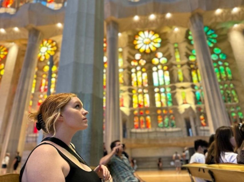Barcelona: Sagrada Família Tour with Skip-the-Line Access - Meeting the Nativity and Passion facades