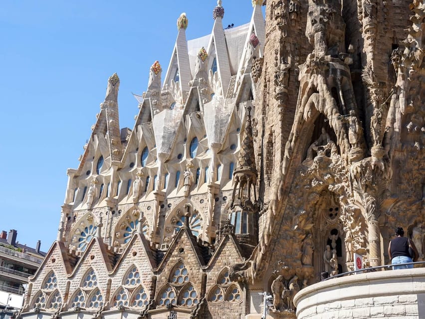 Barcelona: Sagrada Familia with Towers and Park Güell Tour - Who will enjoy this tour most?