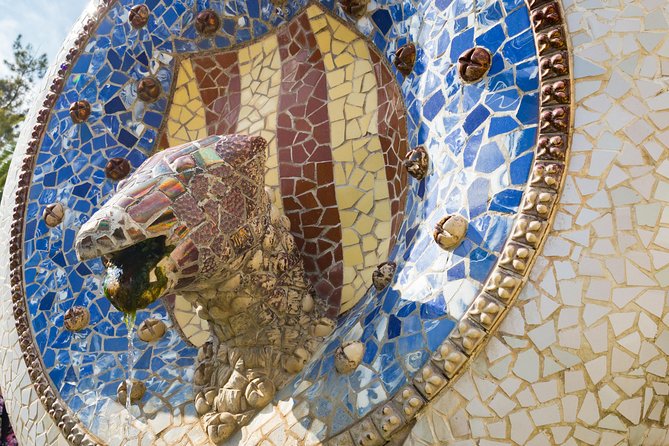 Barcelona: Skip-the-Line Gaudi's Park Guell Guided Tour - Free Time for Photos and High Views