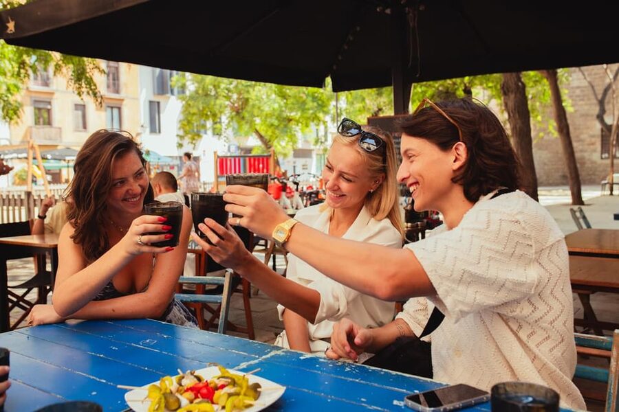 Barcelona: Small Group Gothic, Tapas & Churros Tour! - Key points to know before booking