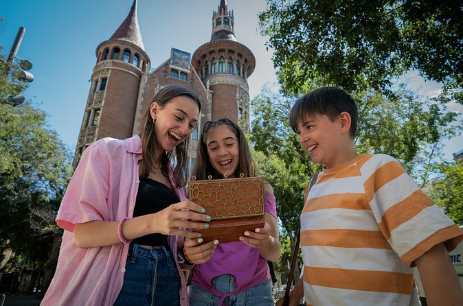 Barcelona Street Escape: Gaudi and the Hidden Treasure - Two hours that fit neatly into a Barcelona day