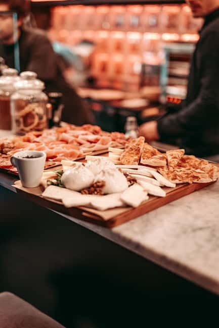 Barcelona: Tipsy Tapas & History Tour in the Gothic Quarter - Why this Gothic Quarter food walk works