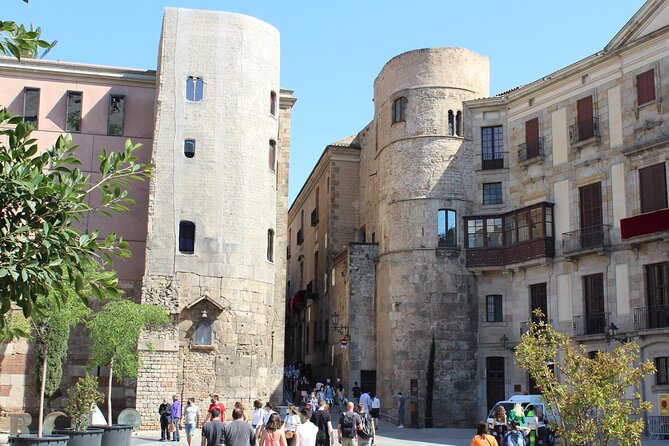 Barcelona walking tour Gothic Quarter and Ramblas+Boat trip - Port Vell from a public boat