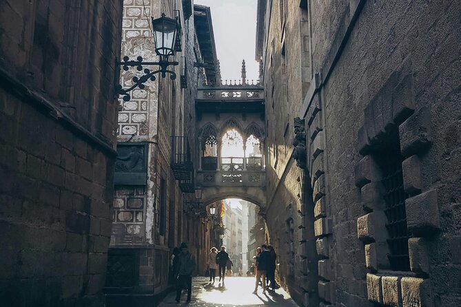 Barcelona Walking Tour of Gothic and Born District - Plaça del Rei and the royal heart of the Gothic Quarter